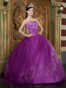 Beautiful Purple Sweet 16 Dress Sweetheart Appliques Tulle Ball Gown