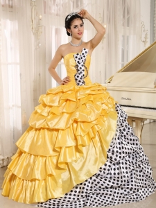 Popular Multi-color Pick-ups Strapless 2013 Sweet 16 Dress In Santiago del Estero