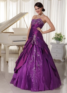 Taffeta and Organza Eggplant Purple Sweetheart Sweet 16 Gowns With Appliques and Beading