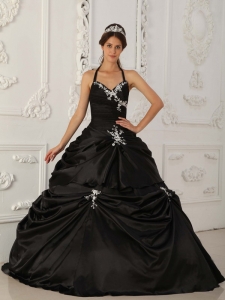 Pretty Black Sweet 16 Dress Halter Taffeta Appliques A-Line / Princess