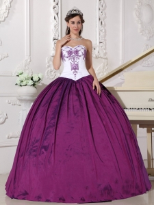 Affordable White and Dark Purple Sweet 16 Dress Sweetheart Taffeta Embroidery Ball Gown