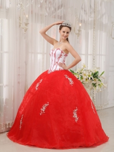 Classical White and Red Sweet 16 Dress Sweetheart Taffeta and Organza Appliques Ball Gown