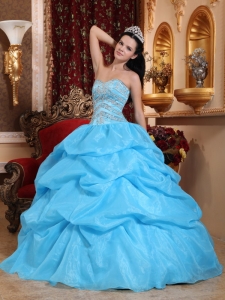 Romantic Aqua Blue Sweet 16 Dress Sweetheart Organza Beading Ball Gown