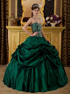 Beautiful Dark Green Sweet 16 Dress Sweetheart Taffeta Embroidery Ball Gown
