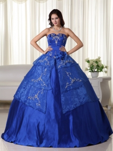 Royal Ball Gown Strapless Floor-length Organza Embroidery Sweet 16 Dress