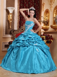 Low Price Aqua Blue Sweet 16 Dress Strapless Taffeta Appliques Ball Gown
