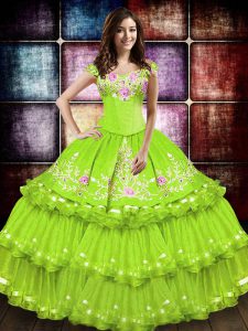 Free and Easy Sleeveless Embroidery and Ruffled Layers Lace Up Quinceanera Dress