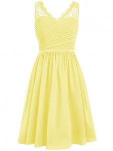 Lace and Ruching Quinceanera Court of Honor Dress Yellow Side Zipper Sleeveless Knee Length