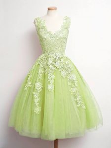 Inexpensive Sleeveless Tulle Knee Length Lace Up Court Dresses for Sweet 16 in Yellow Green with Lace