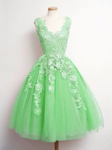 Fashionable A-line Quinceanera Court Dresses Green V-neck Tulle Sleeveless Knee Length Lace Up