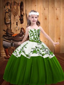 Green Sleeveless Floor Length Embroidery Lace Up High School Pageant Dress