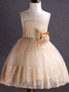 New Arrival Scoop Sleeveless Pageant Dress for Girls Knee Length Lace and Hand Made Flower Champagne Tulle
