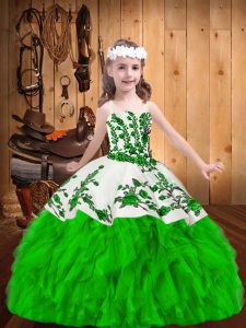 Inexpensive Sleeveless Floor Length Embroidery and Ruffles Zipper Little Girl Pageant Gowns