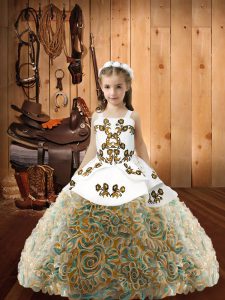 Straps Sleeveless Fabric With Rolling Flowers Little Girls Pageant Gowns Embroidery Lace Up