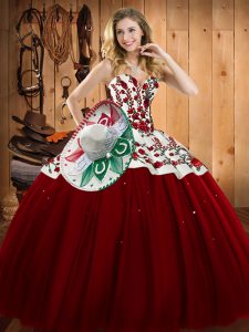 Super Satin and Tulle Sweetheart Sleeveless Lace Up Embroidery 15th Birthday Dress in Wine Red