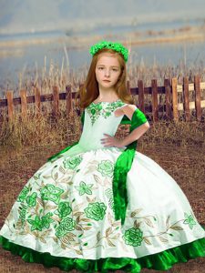 Custom Designed White Sleeveless Floor Length Embroidery Lace Up Little Girls Pageant Dress Wholesale