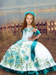 Custom Design White Satin Lace Up Little Girls Pageant Dress Wholesale Sleeveless Floor Length Embroidery