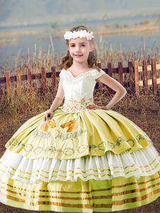 Floor Length Yellow Pageant Dress for Womens Satin Sleeveless Embroidery