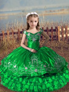 Green Ball Gowns Off The Shoulder Sleeveless Satin and Organza Floor Length Lace Up Embroidery and Ruffled Layers Little Girls Pageant Dress Wholesale