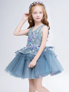 Grey V-neck Neckline Lace and Appliques Kids Formal Wear Sleeveless Lace Up