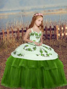 Affordable Tulle Sleeveless Floor Length Little Girl Pageant Gowns and Embroidery