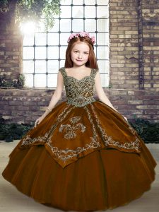 Modern Brown Lace Up Straps Beading and Embroidery Child Pageant Dress Tulle Sleeveless