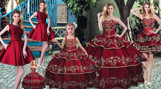Captivating Sleeveless Organza Floor Length Lace Up Quinceanera Gown in Wine Red with Embroidery and Ruffled Layers