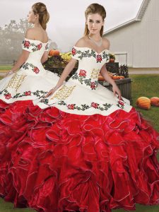 Luxurious Embroidery and Ruffles Quinceanera Dresses White And Red Lace Up Sleeveless Floor Length