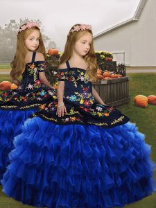 Perfect Sleeveless Floor Length Embroidery Lace Up Pageant Gowns For Girls with Royal Blue