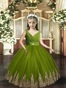 Wonderful Olive Green Ball Gowns V-neck Sleeveless Tulle Floor Length Backless Embroidery Evening Gowns