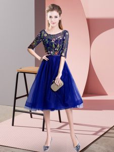 Simple Blue Empire Tulle Scoop Half Sleeves Embroidery Knee Length Lace Up Vestidos de Damas