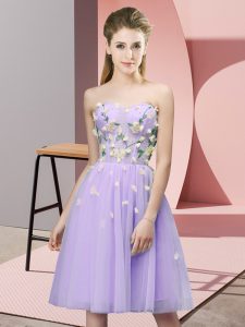 Sleeveless Tulle Knee Length Lace Up Quinceanera Court Dresses in Lavender with Appliques