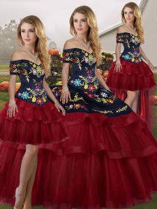 High Quality Wine Red Quinceanera Dresses Tulle Brush Train Sleeveless Embroidery and Ruffled Layers