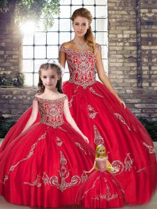 New Style Red Ball Gowns Off The Shoulder Sleeveless Tulle Floor Length Lace Up Beading and Embroidery Quince Ball Gowns