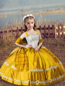 Gold Sleeveless Floor Length Beading and Embroidery Lace Up Little Girl Pageant Gowns