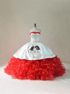 Fashion Strapless Sleeveless Quince Ball Gowns Brush Train Embroidery and Ruffles White And Red Organza