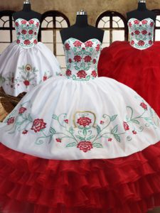 Edgy Three Piece Ruffled Floor Length White and Red Vestidos de Quinceanera Sweetheart Sleeveless Lace Up