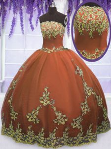 Unique Sleeveless Zipper Floor Length Appliques Quinceanera Gowns