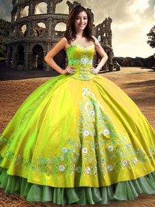 One Shoulder Yellow Green Sleeveless Lace and Embroidery Floor Length Vestidos de Quinceanera