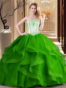 Sleeveless Lace Up Floor Length Embroidery Quince Ball Gowns