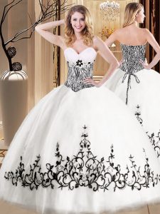 Sophisticated Sleeveless Lace Up Floor Length Embroidery Sweet 16 Dress