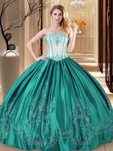 Dynamic Strapless Sleeveless Taffeta Quince Ball Gowns Embroidery Lace Up