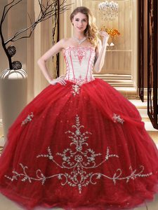 Red Sleeveless Embroidery Floor Length Ball Gown Prom Dress