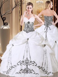Flirting Taffeta Sweetheart Sleeveless Lace Up Embroidery and Pick Ups Quinceanera Dress in White